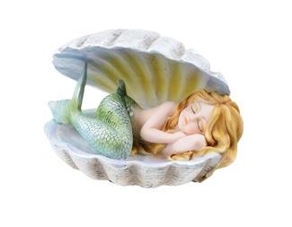 Mermaid Statue - Sleeping in a Clam Shell - Resin 4"